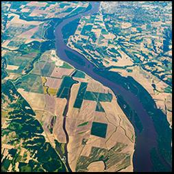 Reducing Nutrient Losses From Cropland in the Mississippi Atchafalaya River Basin Cost Efficiency and Regional Distribution.JPG